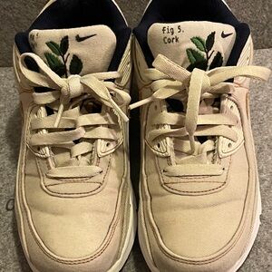 Women’s 7 Nike Sneakers in coconut milk color with cork